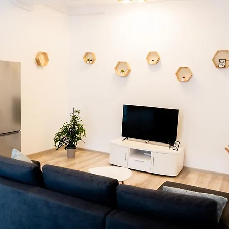 Апартаменты Majo 4*